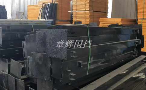 如何利用金屬圍擋確保高速公路行車安全？（高速公路金屬圍擋的應用）