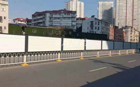 金屬圍擋的質(zhì)量保證措施是什么？
